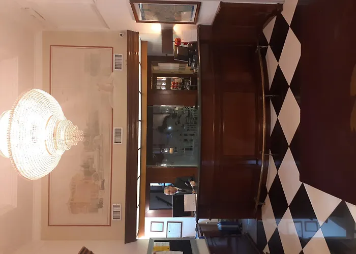 罗马诺德诺瓦酒店 3*